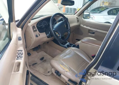 2000 Ford Explorer Xlt из США, поврежденный, VIN 1FMDU63E2YZA39031